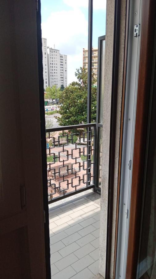 Gigli, Rooms Con Cucina In Comune E Terrazza Μιλάνο Εξωτερικό φωτογραφία