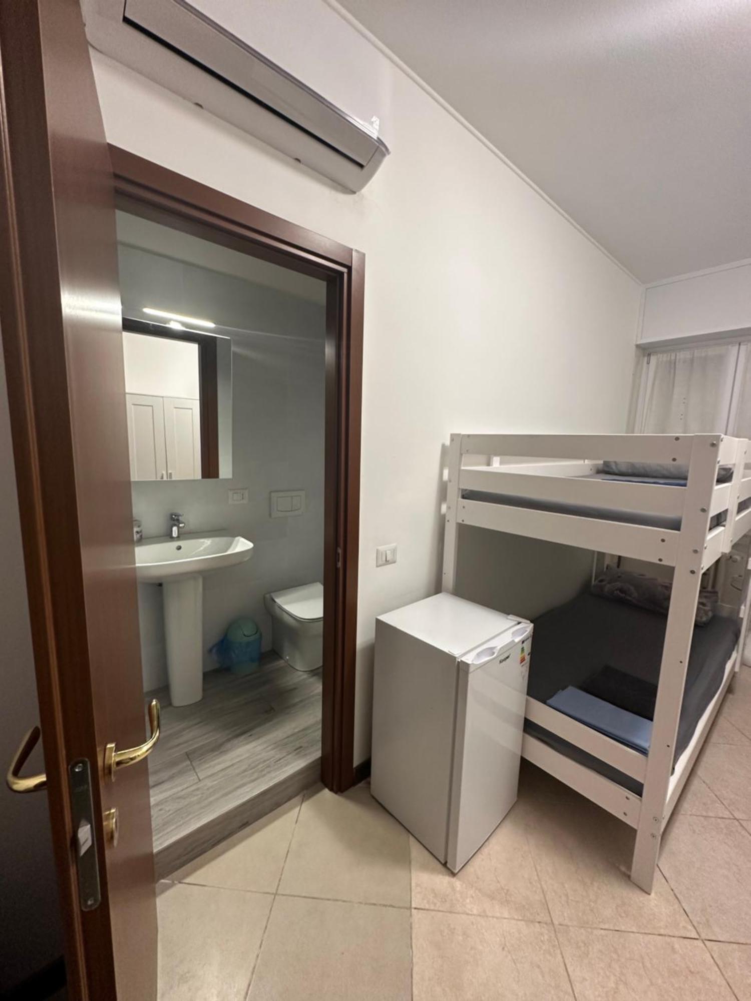 Gigli, Rooms Con Cucina In Comune E Terrazza Μιλάνο Εξωτερικό φωτογραφία